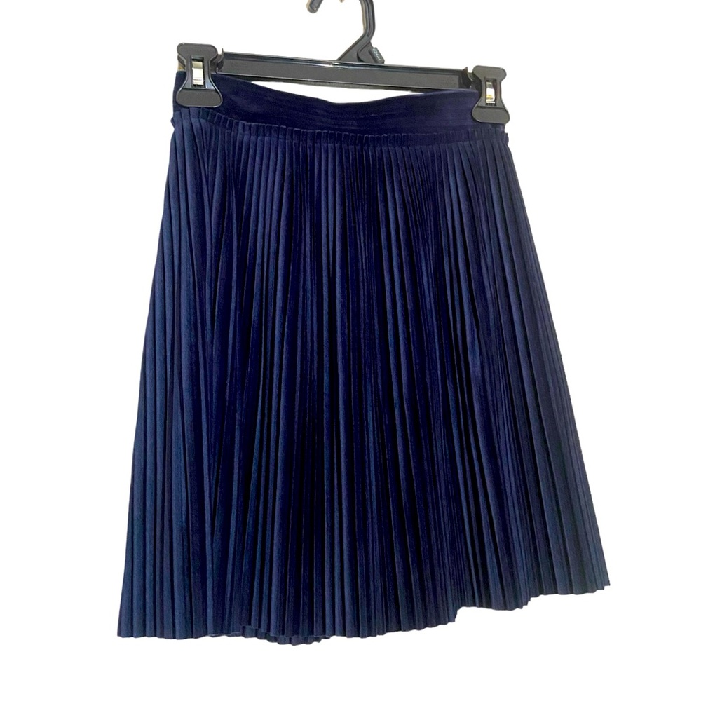 Mint handmade Buttery soft Highwaisted skirt w/built in short Navy Pleated SZ XS